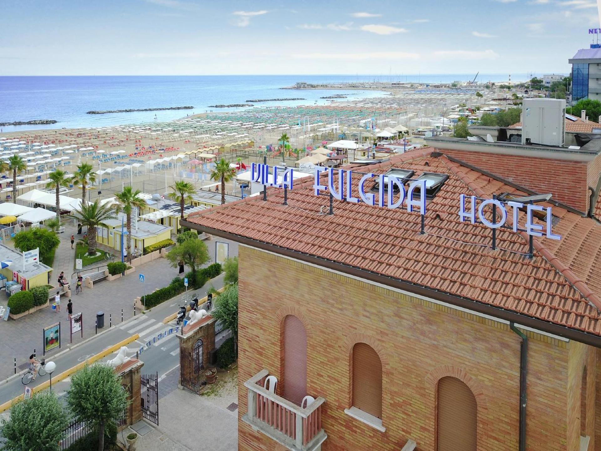 Hotel Villa Fulgida Cattolica Exterior photo
