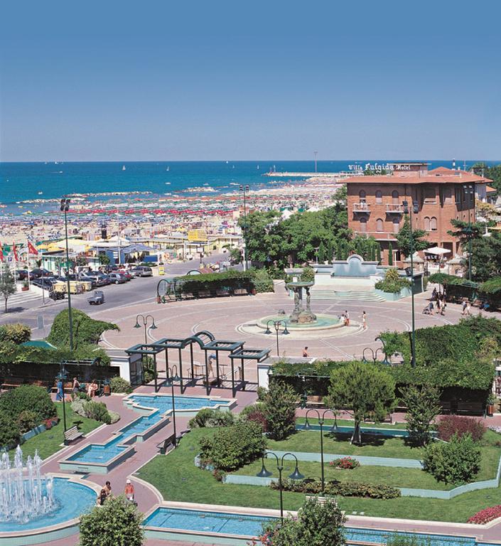 Hotel Villa Fulgida Cattolica Exterior photo