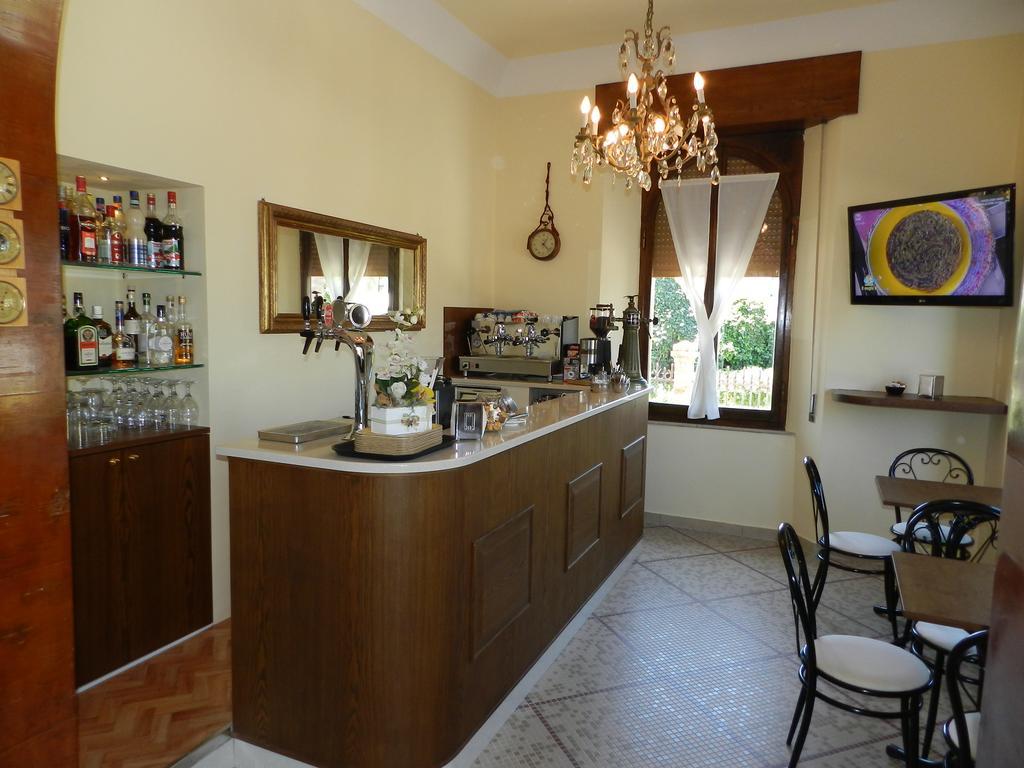 Hotel Villa Fulgida Cattolica Exterior photo